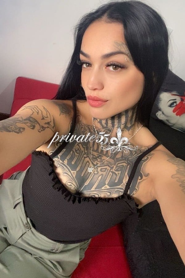 Vitória Lins - Garota de Programa em Curitiba