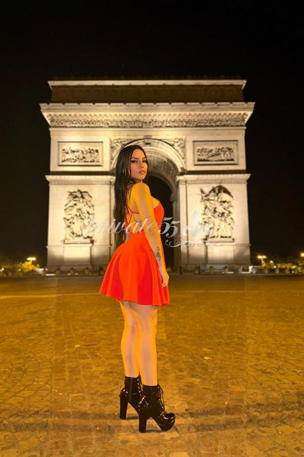 Foto 4 de Isabella Queiroz