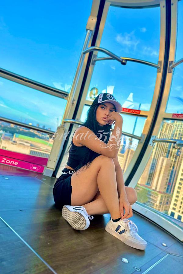 Foto 3 de Isabella Queiroz