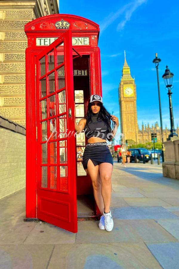 Foto 2 de Isabella Queiroz