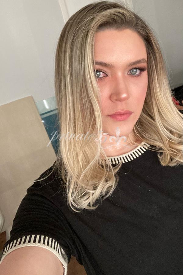 Laura Eisenberg - Acompanhante Verificada em Curitiba