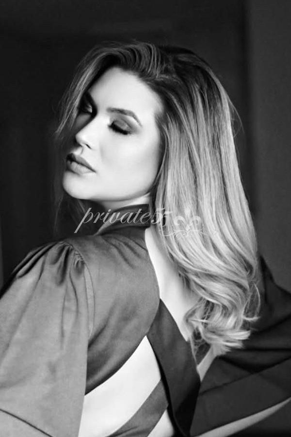 Laura Eisenberg - Acompanhante de Luxo em Florianópolis