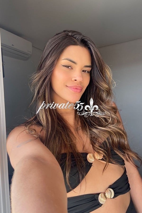 Cleo Tieff - Acompanhante em Curitiba