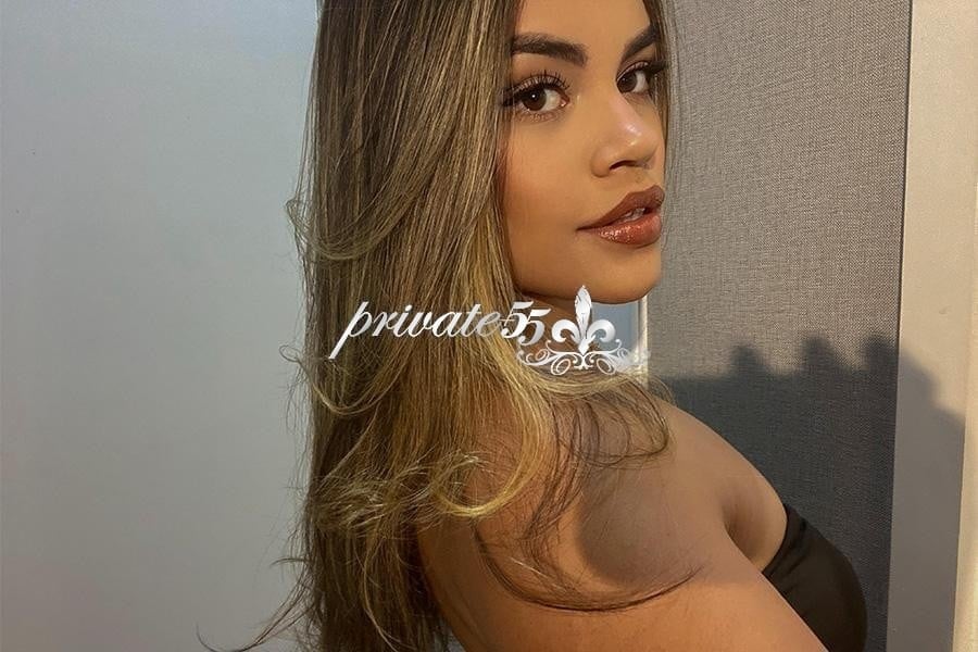 Cleo Tieff - Garota de Programa em Curitiba