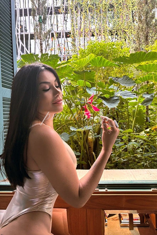 Maria Fernanda - Acompanhante de Luxo em São Paulo