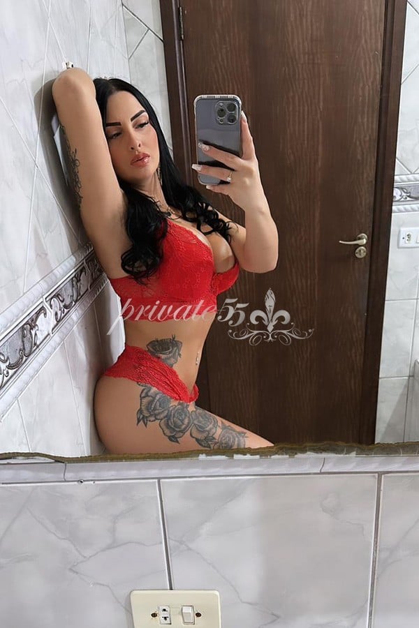 Livia Gouveia - Acompanhante Verificada em Curitiba