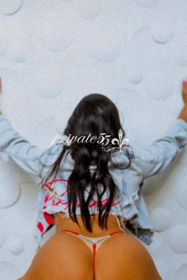 Cecília Garcia - Acompanhante em Curitiba