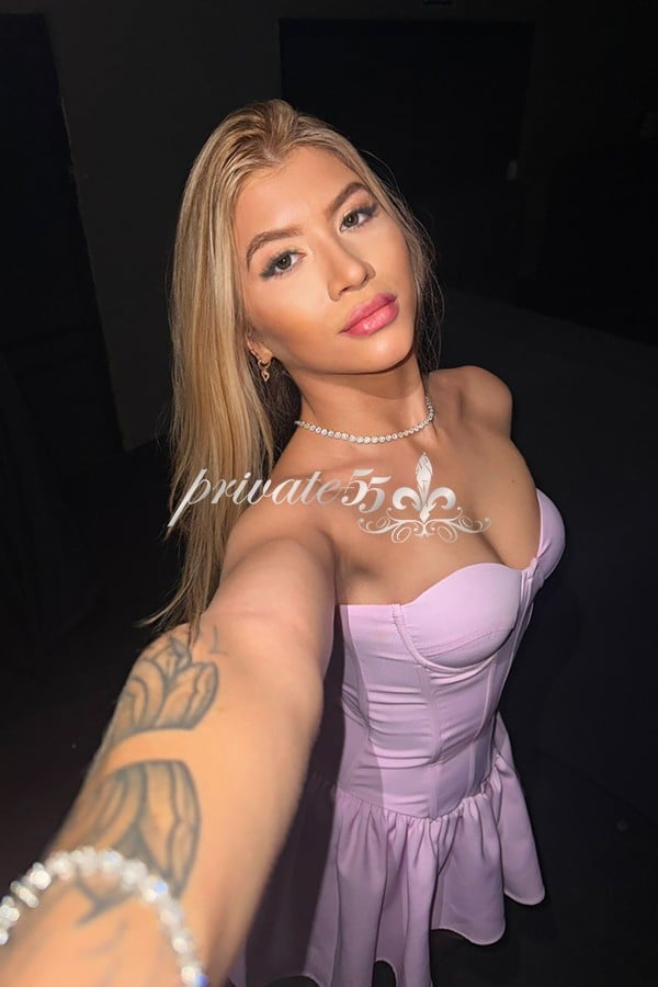 Aurora Cortez - Acompanhante de Luxo em Florianópolis