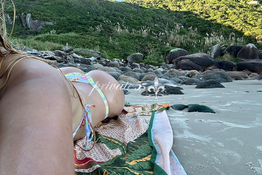 Aurora Cortez - Acompanhante de Luxo em Florianópolis