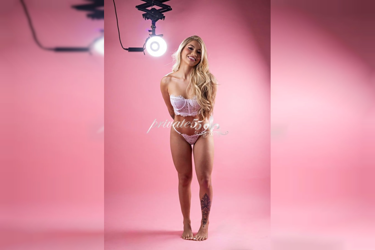 Aurora Cortez - Garota de Programa em Florianópolis