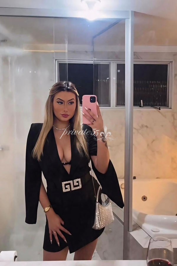 Ivy  Almeida - Acompanhante de Luxo em Florianópolis