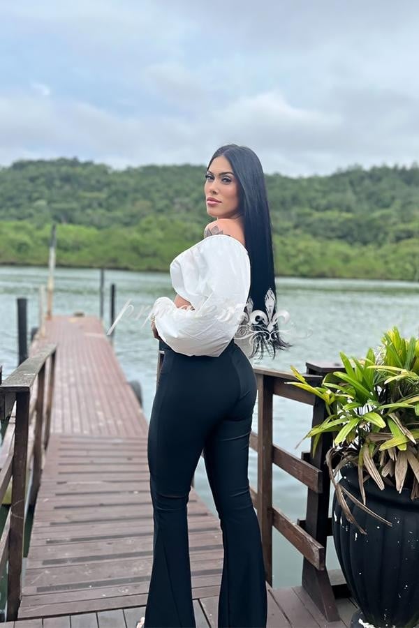 Mendi Santos - Acompanhante de Luxo em São Paulo