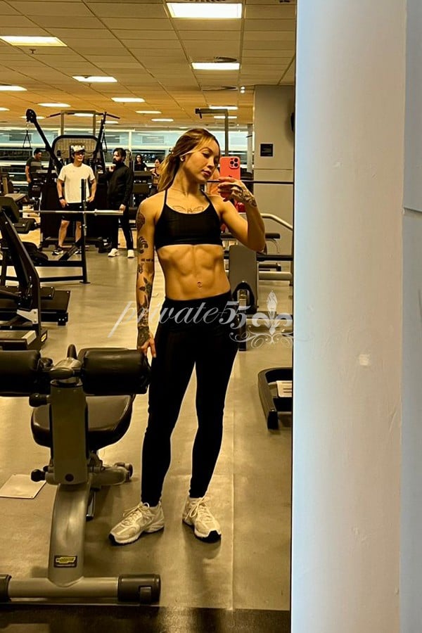 Foto 5 de Alice Ayres