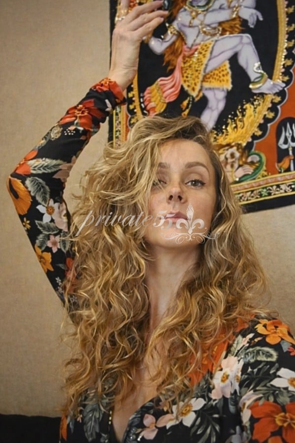 Maya  Massoterapeuta - Acompanhante em Porto Alegre