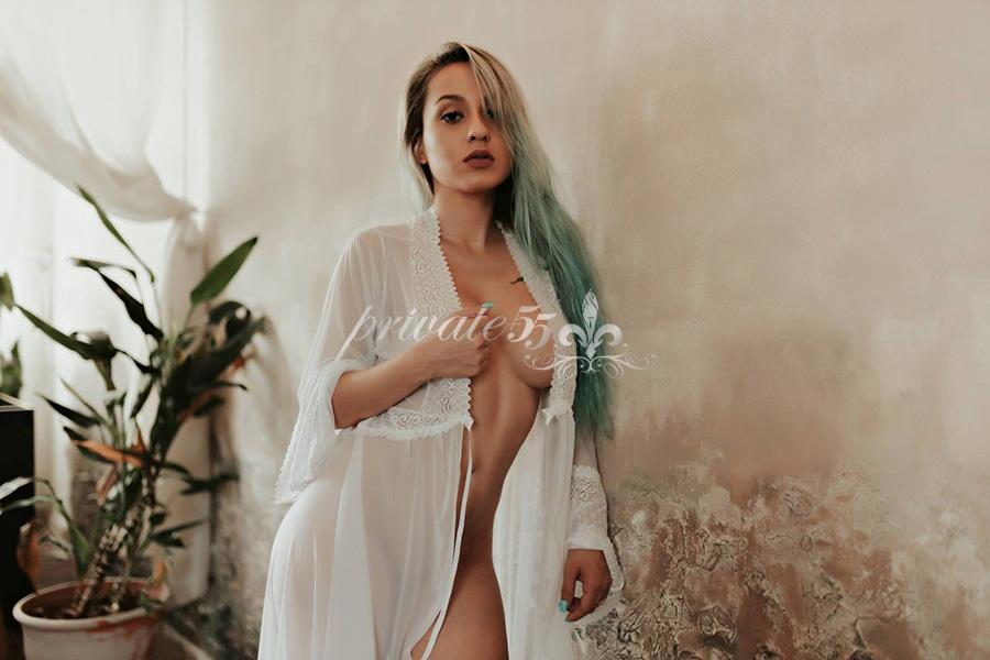 Yazmin Bellini - Acompanhante em Florianópolis