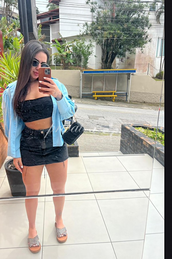 Letícia Ferrão - Acompanhante de Luxo em Florianópolis