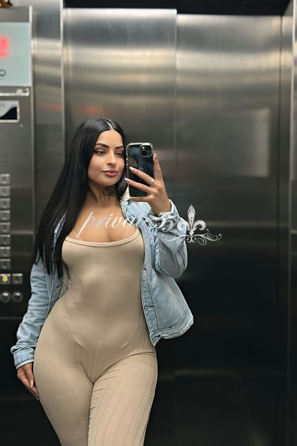 Demi Bueno - Acompanhante de Luxo em Porto Alegre