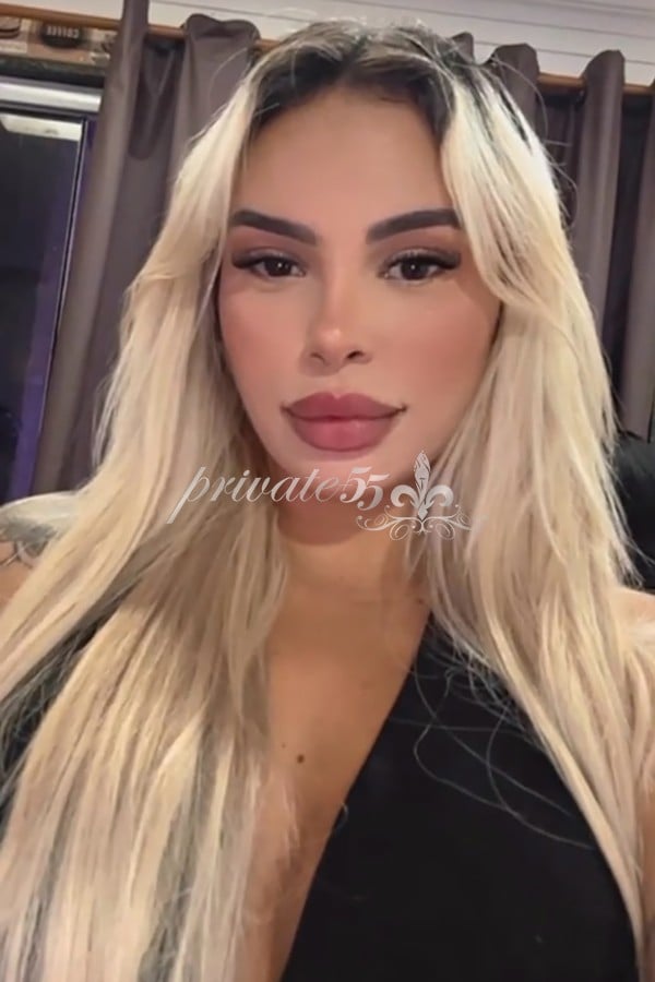 Gabriella  Cozzi - Garota de Programa em Rio de Janeiro