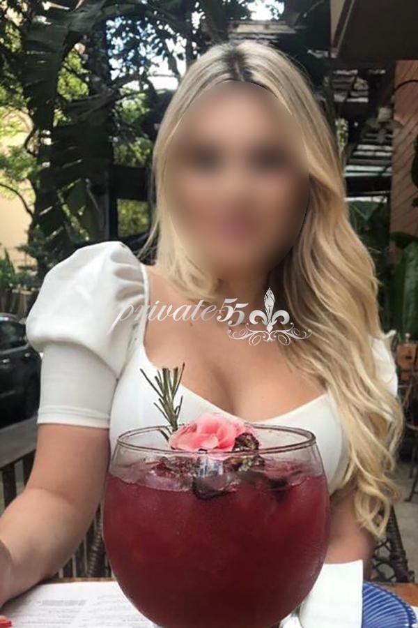 Isabella Makarov - Acompanhante de Luxo em Curitiba