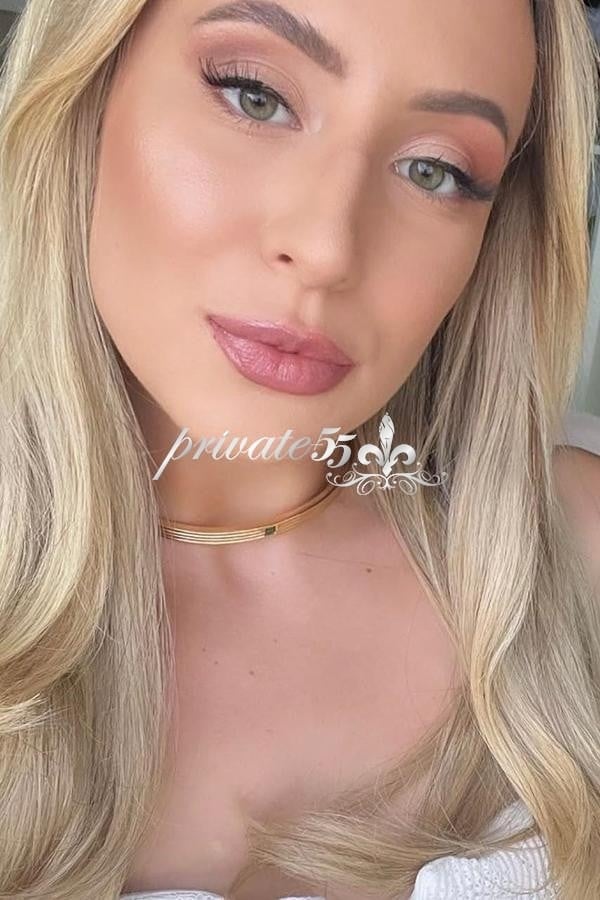 Elizabeth Laurent - Acompanhante em Curitiba