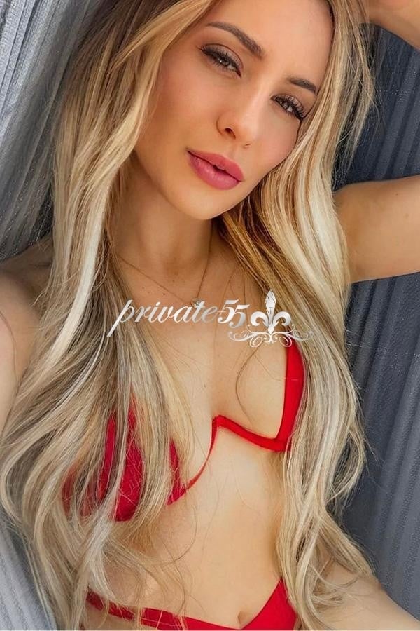 Elizabeth Laurent - Garota de Programa em Curitiba