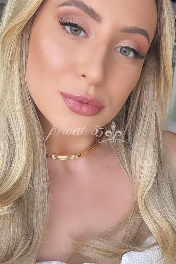 Elizabeth Laurent - Acompanhante de Luxo em Curitiba