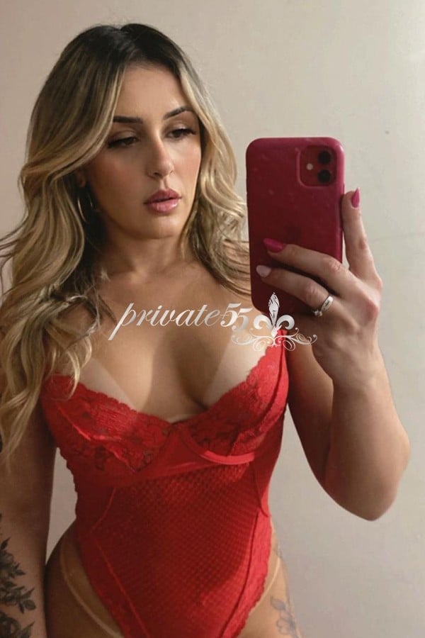Nina Bellini - Acompanhante de Luxo em Porto Alegre