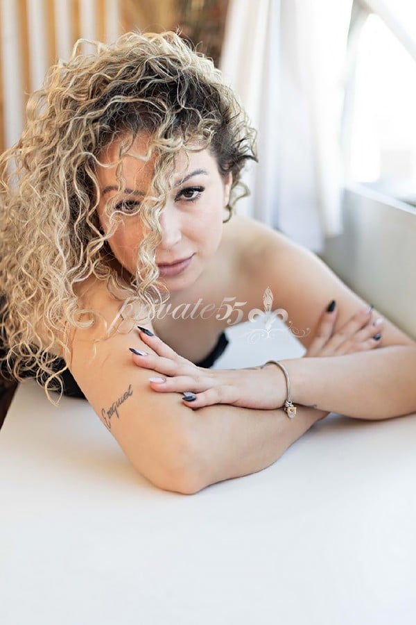 Alice  Ferraz - Acompanhante de Luxo em Balneário Camboriú