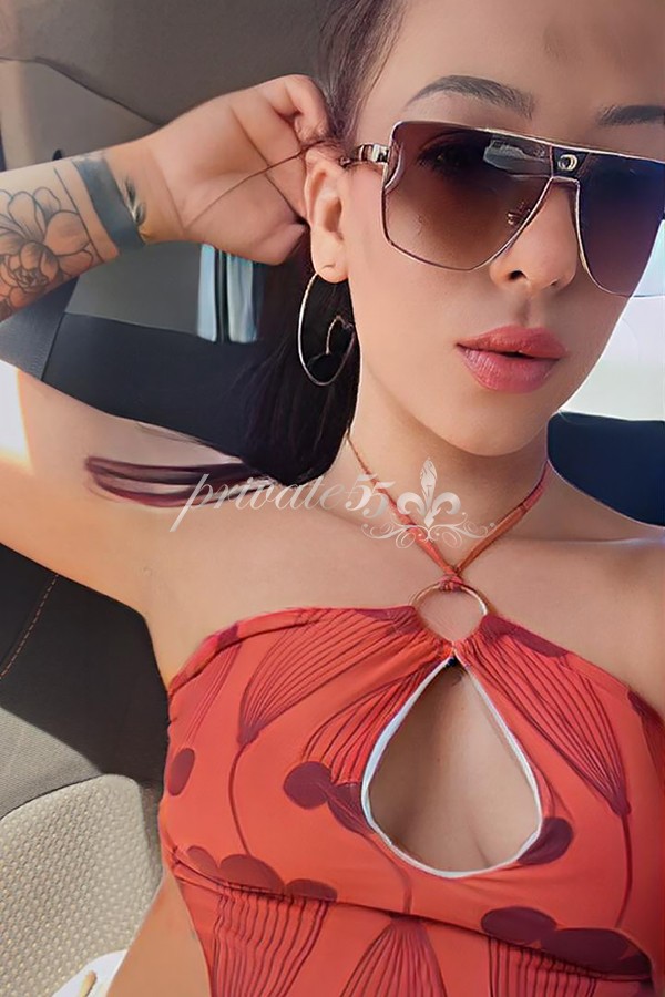 Leka Oliveira - Garota de Programa em Florianópolis