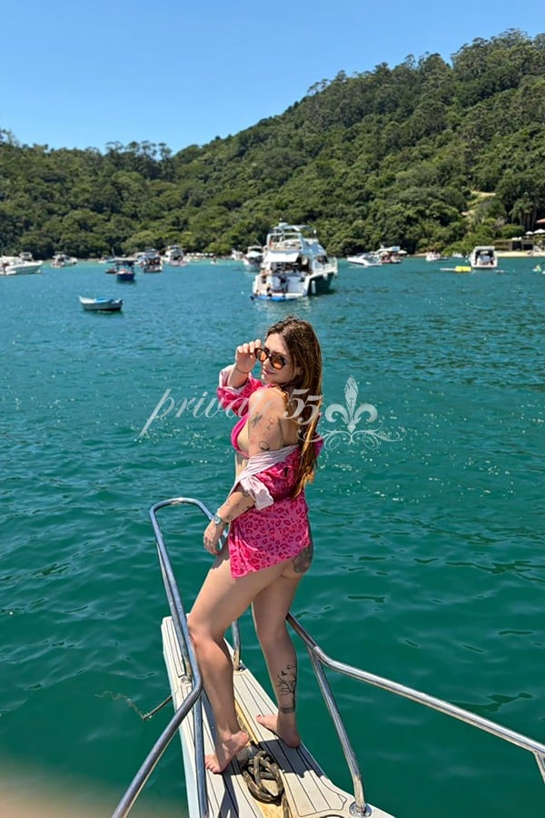 Lara Ruiva - Garota de Programa em Balneário Camboriú