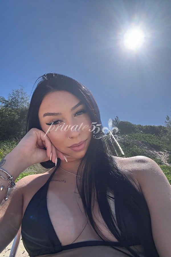 Foto 1 de Yumi Naomi