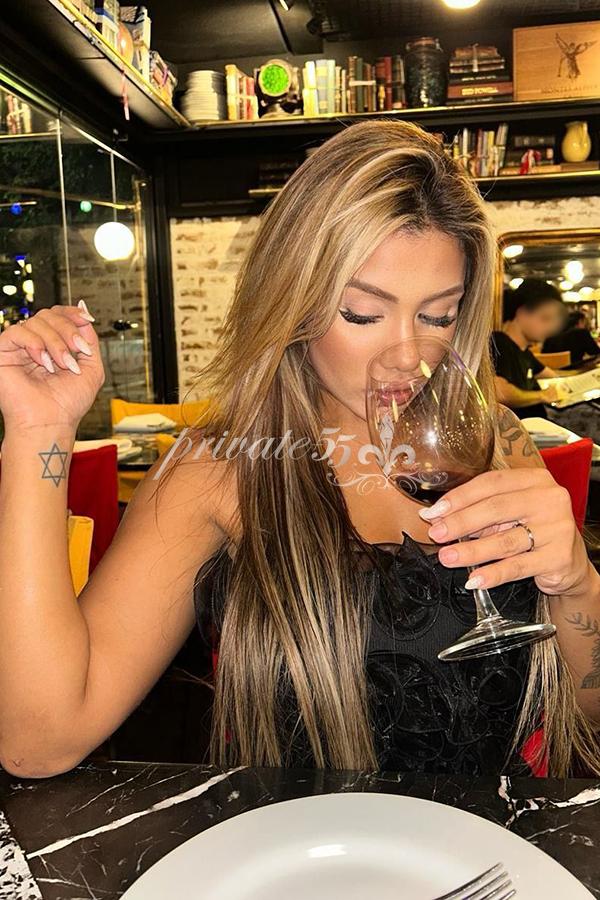 Mia Freitas - Garota de Programa em Rio de Janeiro