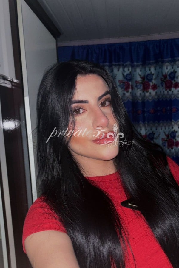 Foto 2 de Cléo  Ferrari