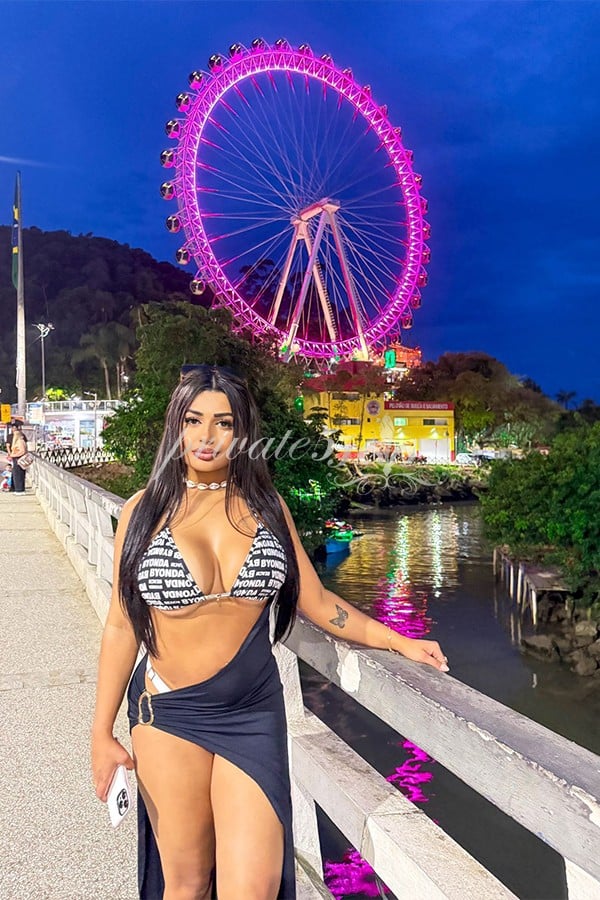 Foto 3 de Kamilla Prado