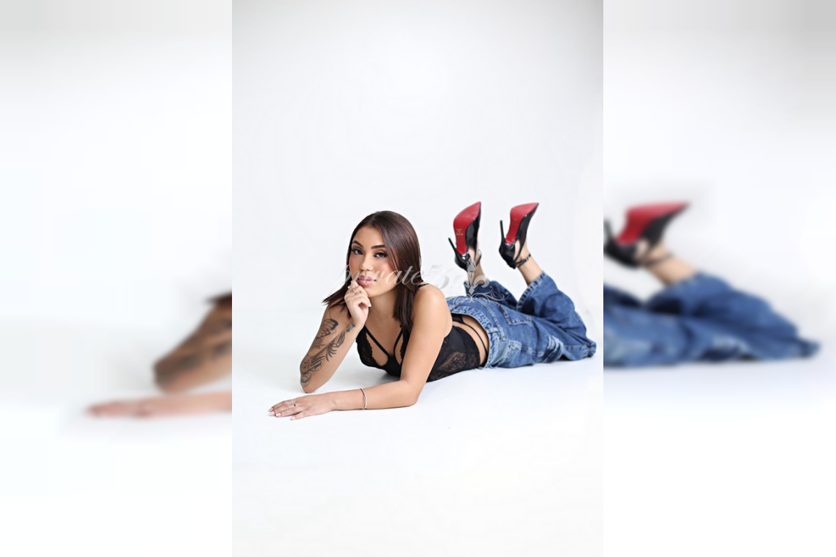 Laura  Castelli - Garota de Programa em São Paulo