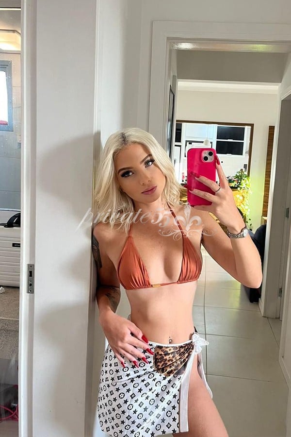 Laura Cunha - Garota de Programa em Florianópolis