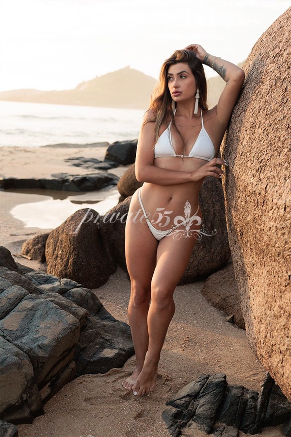 Isís Villar - Acompanhante em São Paulo