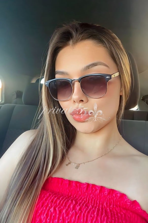 Yasmin Martinez - Acompanhante de Luxo em São Paulo