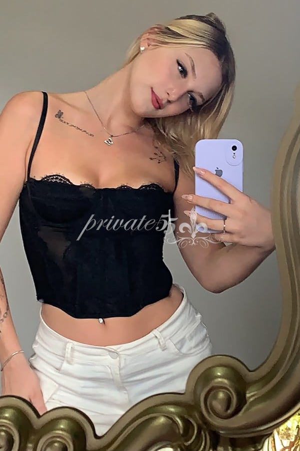 Bianca Monteiro - Acompanhante de Luxo em Florianópolis