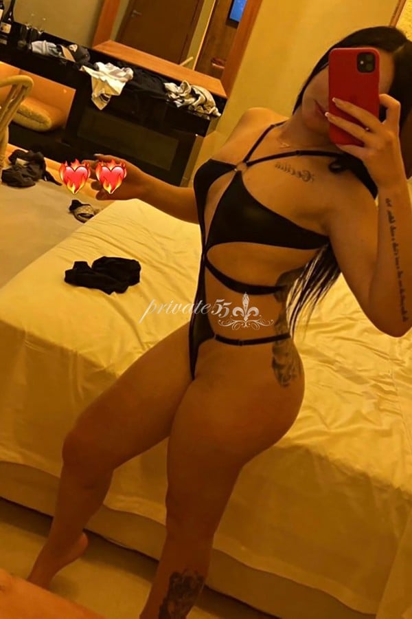 Vivi Novaes - Garota de Programa em Florianópolis