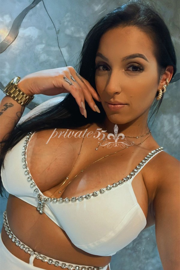 Thaís de Vargas - Acompanhante Verificada em Balneário Camboriú