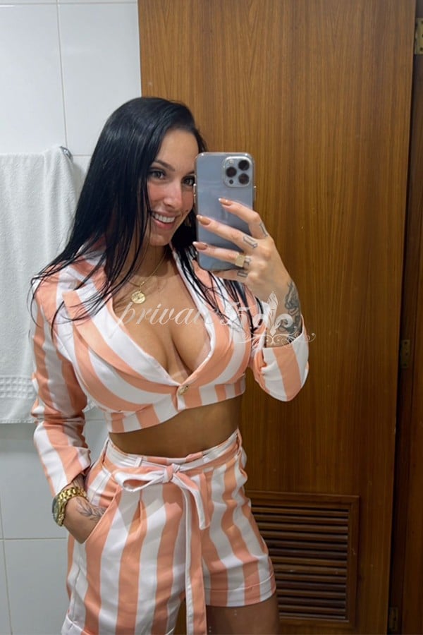 Thaís de Vargas - Acompanhante de Luxo em Balneário Camboriú