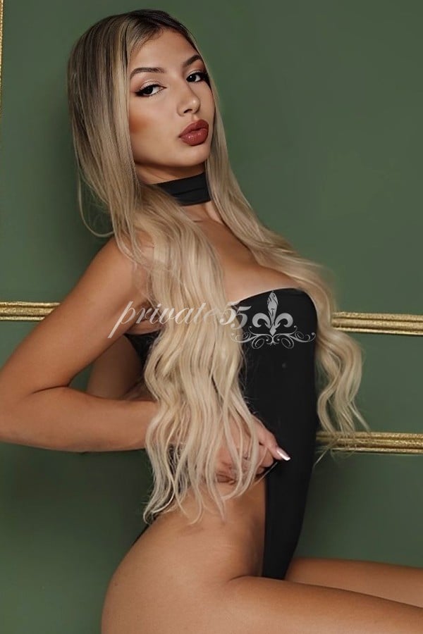 Mia Lucci - Acompanhante de Luxo em Rio de Janeiro