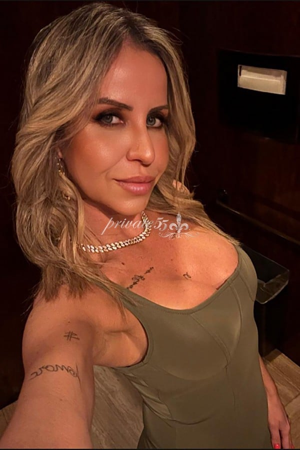 Domina Privato - Acompanhante Verificada em São Paulo