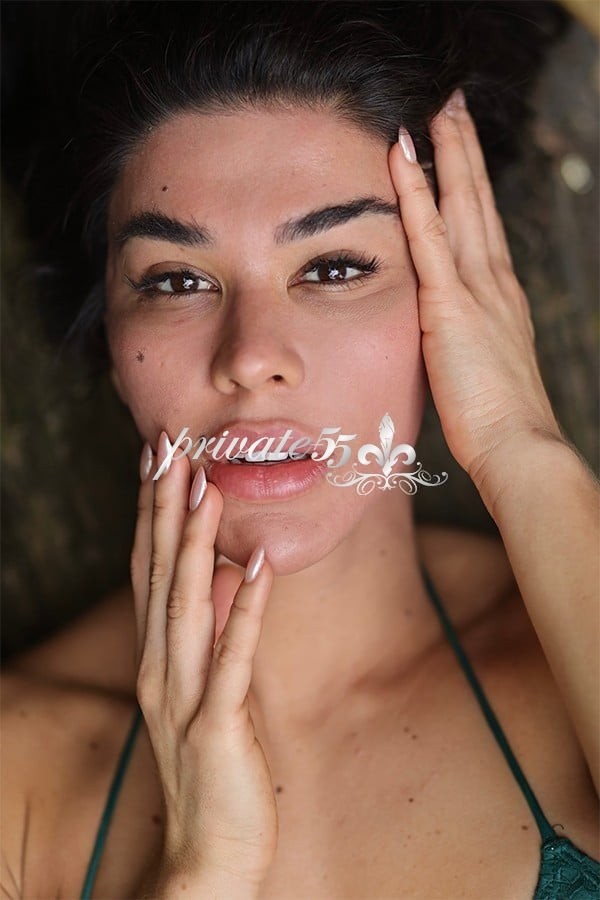 Júlia Torres - Acompanhante em Florianópolis