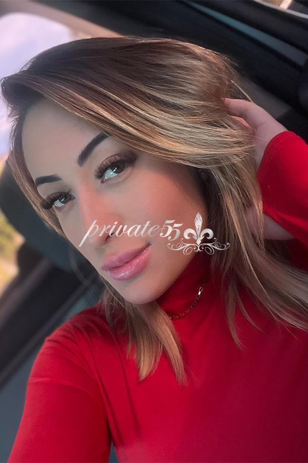 Livia Bitencourt - Garota de Programa em Florianópolis