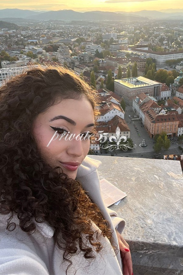 Júlia Castenari - Acompanhante de Luxo em São Paulo