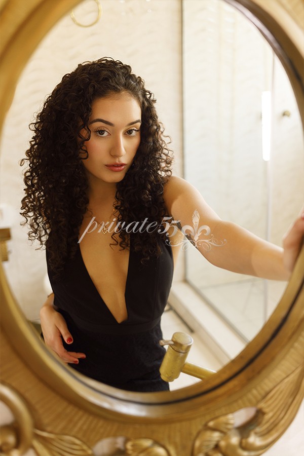 Júlia Castenari - Acompanhante em São Paulo