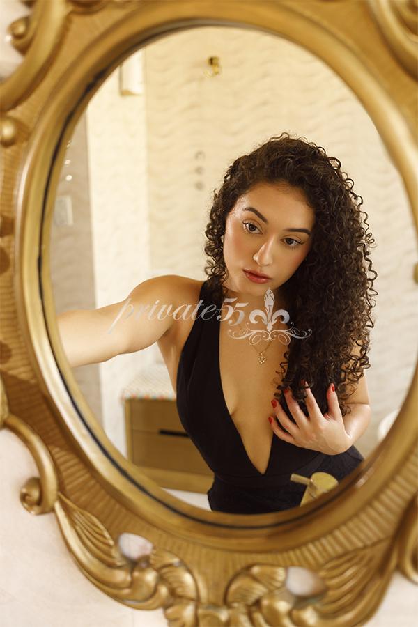 Júlia Castenari - Acompanhante em São Paulo