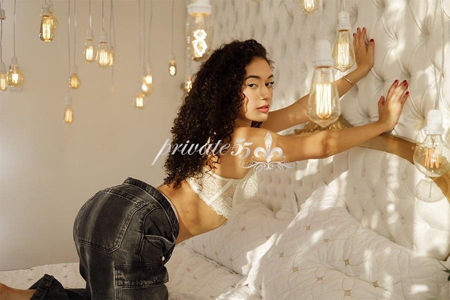 Júlia Castenari - Acompanhante em São Paulo